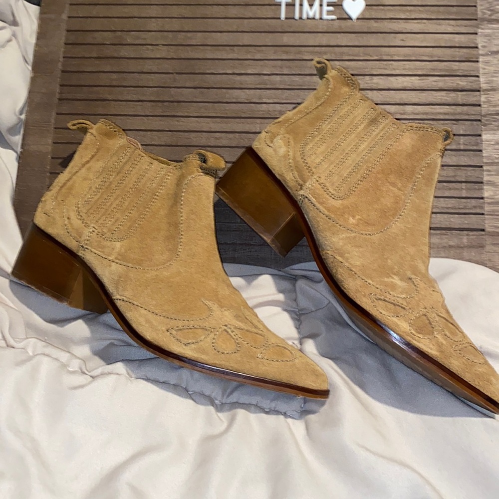Zara boot 👢 side 36